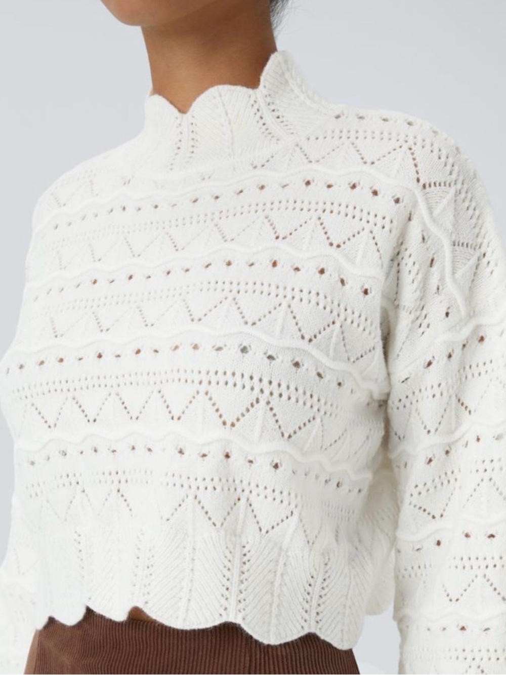NWT Halara Medium Ivory Pointelle Knit Cropped Mock Neck Sweater Scalloped Hem - Picture 3 of 12